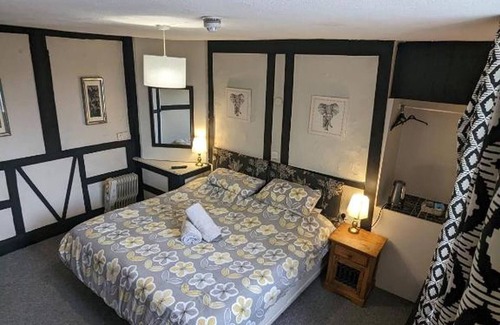 Shepton Mallet Bed & Breakfast | Prestleigh inn - great to stay