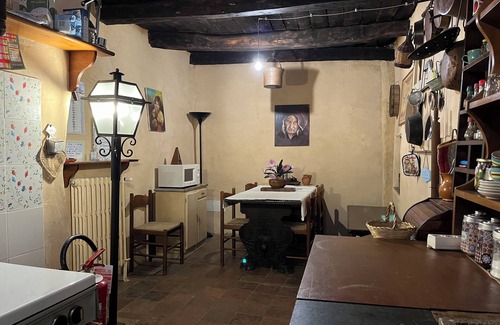 Giuliano di Roma House | Preta Nera Andersen - One Bedroom Guest House, Sleeps 3