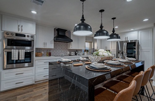 Mission Monterey House | Pretentious 7BR/4Bath Family Friendly Home w/250k backyard/Arcade/Heated Pool-SC