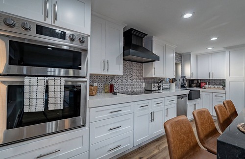 Mission Monterey House | Pretentious 7BR/4Bath Family Friendly Home w/250k backyard/Arcade/Heated Pool-SC