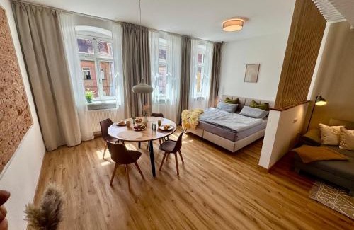 Bamberg Apartment | Pretti Apartments - Neu, Stilvoll, Zentral, Komfortabel, Geräumig & Ruhig