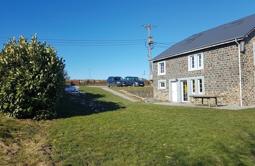 Nisramont House | Pretty gite in a flowery village 12 P 5 minutes from La Roche-en-Ardennes