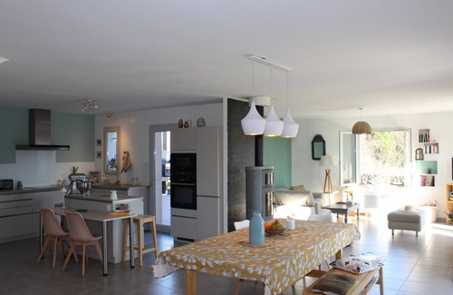 Octon House | Pretty house near Lake Salagou