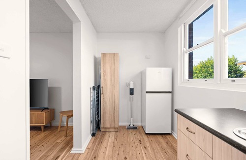 Mayfield West Apartment | Prickly Pear Stays in Mayfield West