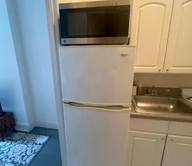 Kips Bay Apartment | Prime Location Stylish Apartment