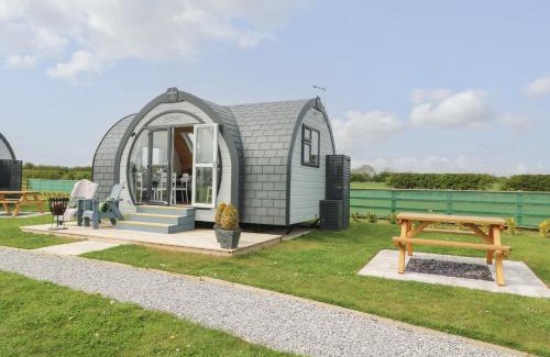 Hornsea House | Primrose