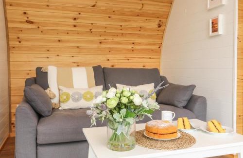 Hornsea House | Primrose