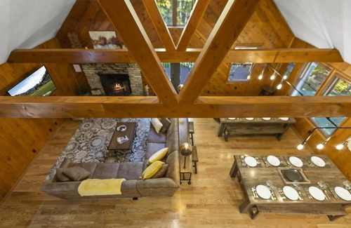 Rockbridge Cabin | Privacy plus Fun: Pool Table, Shuffleboard, Foosball, Darts, Ping Pong & More