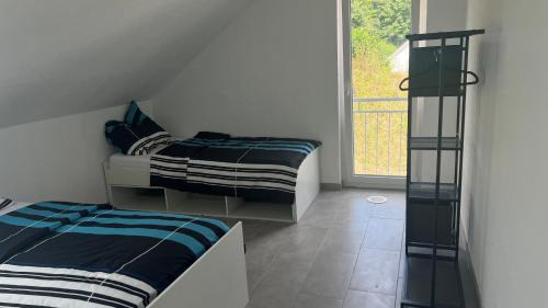 Waldstetten Apartment | Privat Oasis, 10 min von Legoland