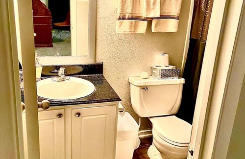 The Galleria Apartment | Private 1bedroom Unit