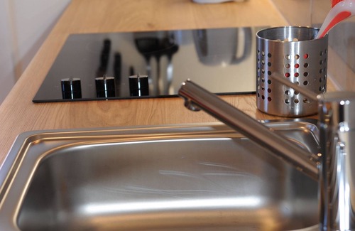 Patterson Lakes Apartment | Private Apartment with lake + beach accsess, WIFI & Aircon