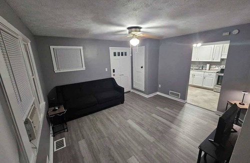 Kensington House | Private Apartment in Berlin