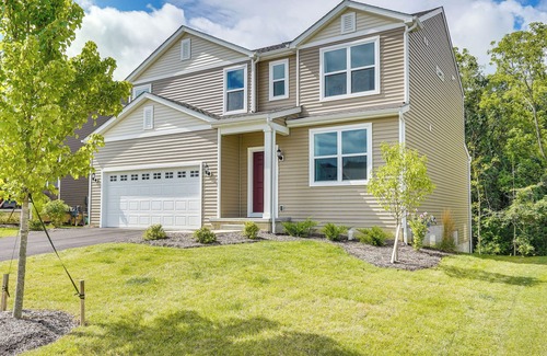 Johnstown Cottage | Private Backyard! Spacious Home 25 Mi to Columbus