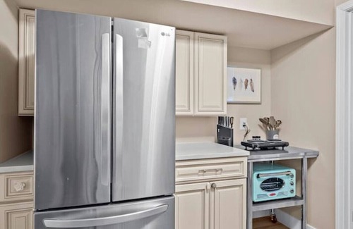 St. Charles Condo | Private Basement - Two King Beds and Hot Tub