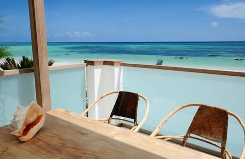 Kiwengwa Apartment | Private beach front terrace appartment Mbili