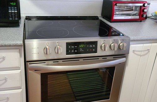 Sunset Beach House | Private Charming Waterfront House - Walk To Beautiful Sunset Beach