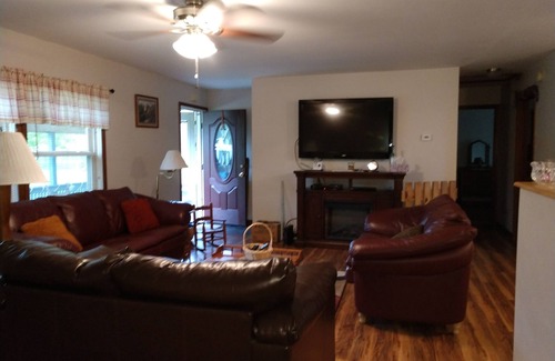 Town of Scriba House | Private Country setting