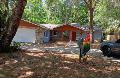 Dunnellon House | private dock Charming 2-bedroom house with WiFi, AC in peaceful Dunnellon