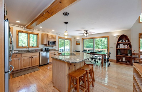 Paradise Point House | Private Dock, Fire Pit & Cozy Interiors