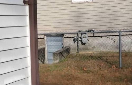 Richwood House | PRIVATE ENTRANCE AND PATIO WITH 60"TV