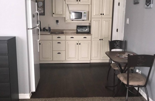 Penns Park Apartment | Private entrance inlaw suite, studio apartment