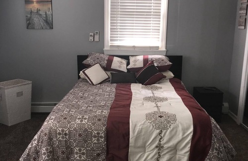 Penns Park Apartment | Private entrance inlaw suite, studio apartment