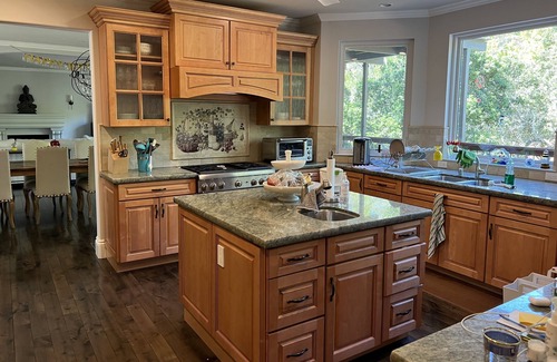 Lucas Valley-Marinwood House | Private Estate, family friendly, close to wine country, ocean, SF, hiking!