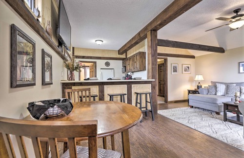 Montville Cottage | Private Guest House w/Deck + Spectacular Views!