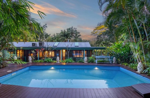 The Pocket House | Private Home In the Pocket Byron