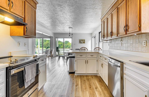 Roanoke Rapids House | Private Island Getaway in Roanoke Rapids w/Grill!