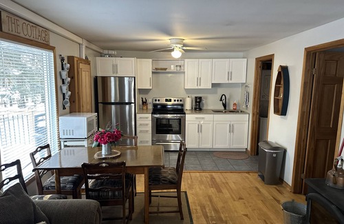 Lake of Bays Cottage | Private, Lake of Bays, Algonquin Park, Huntsville, Family friendly cottage