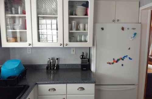 Prudenville Cottage | Private Lakefront Cottage with 90' of sandy East Bay frontage on Houghton Lake