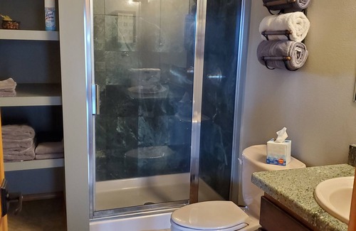 Cashmere House | Private Majestic Log Cabin