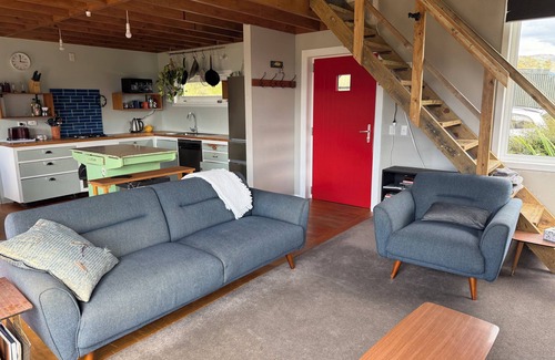 Glenorchy House | Private modern retreat with spectacular views