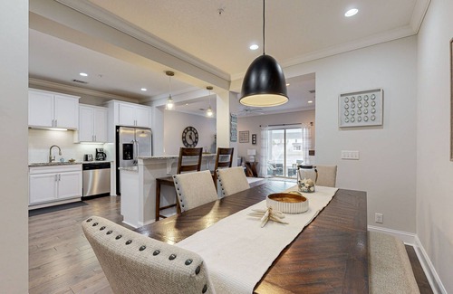 Epworth Acres House | Private paradise with modern comforts, relaxing spaces, and dog-friendly perks