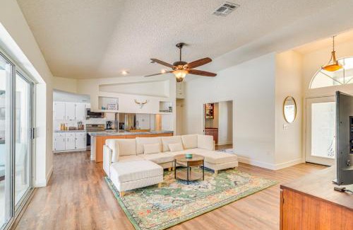 Spring Hill House | Private Pool and Lanai Spring Hill Oasis