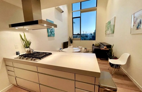 North Park House | Private Rooftop Retreat with Stunning City Views