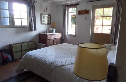 Visan House | Private Room in Chambres & table d'hôtes culinaire