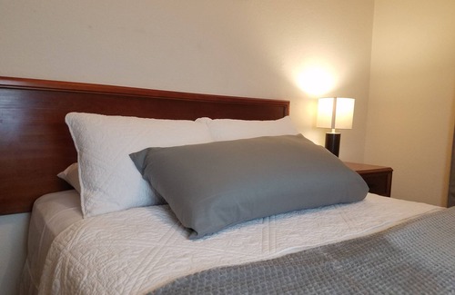 Juarez Municipality House | Private Room near US Consulate