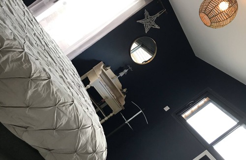 Astaillac Apartment | Private room with breathtaking view