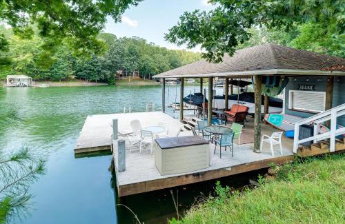 Moneta House | Private Sauna and Dock Lakefront Retreat in Moneta!