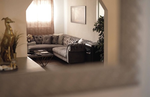 Hoengg Apartment | Private Spa LUX with Whirlpool and Sauna in Zurich