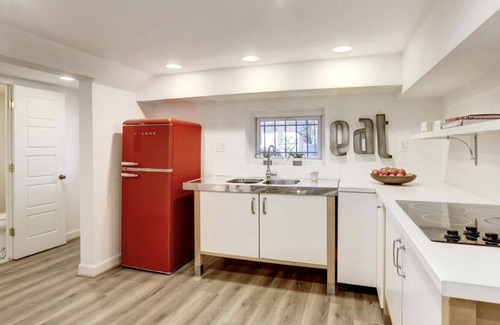 Mount Pleasant Apartment | Private Studio, Historic Home in Heart of DC