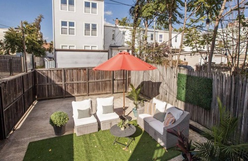 Mount Pleasant Apartment | Private Studio, Historic Home in Heart of DC