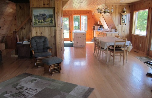 Harbor Springs Ski Chalet | Private Sunset Chalet on 40 Beautiful Acres