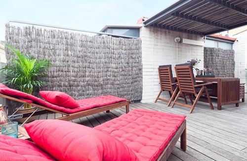 El Putget i Farro Apartment | Private Terrace Penthouse that Accommodates 6 guests near the center