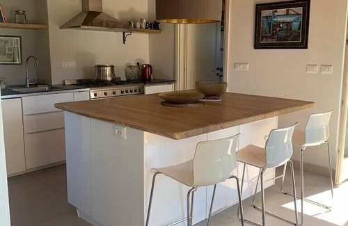 Canelli Villa | Private Villa. Heated pool. Outside bar, lounge, kitchen, audio. 5min Canelli.