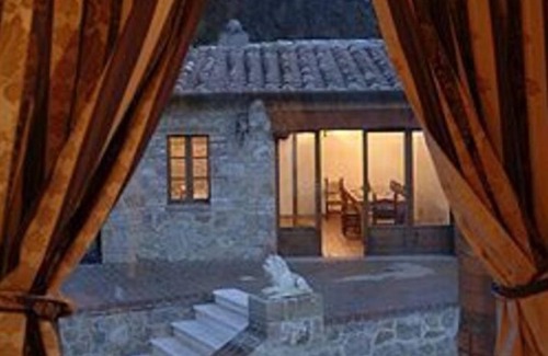Pienza Villa | Private Villa with A/C, internet, private pool, TV, patio, panoramic view, close to Montepulciano