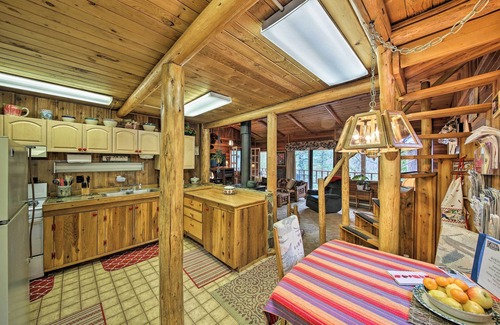 Troy Cabin | Private 'Yaak River Hideaway' w/Deck & Mtn Views!