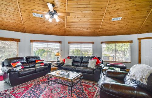 Palisades House | Private Yard and Fishing Dock Canyon Rim Retreat